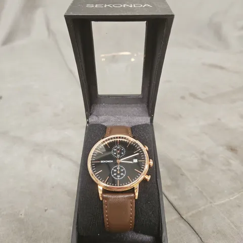 SEKONDA CHRONOGRAPH WATCH WITH BROWN LEATHER STRAP 
