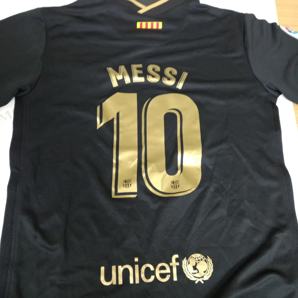 FC BARCELONA AWAY SHIRT WTH MESSI 10 SIZE 24