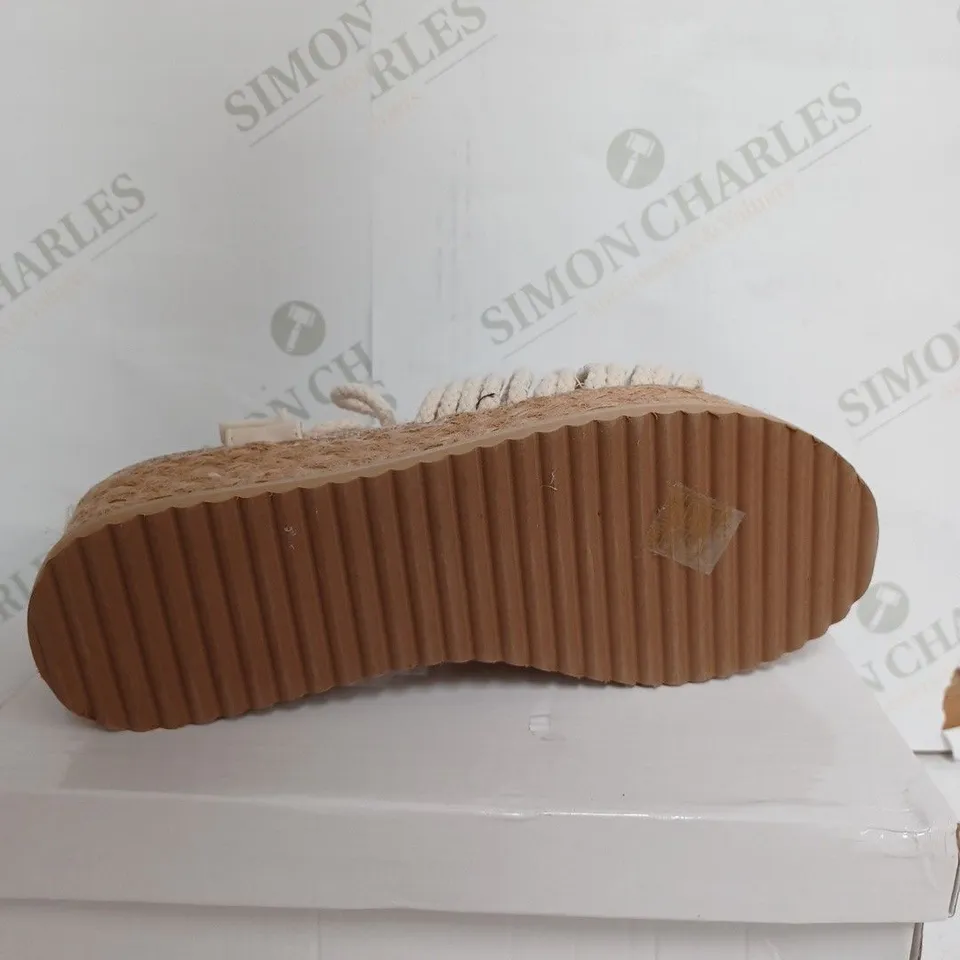BOXED IDEAL SHOES BEIGE ROPE LACE UP ESPADRILLE FLATFORM - EU 41 