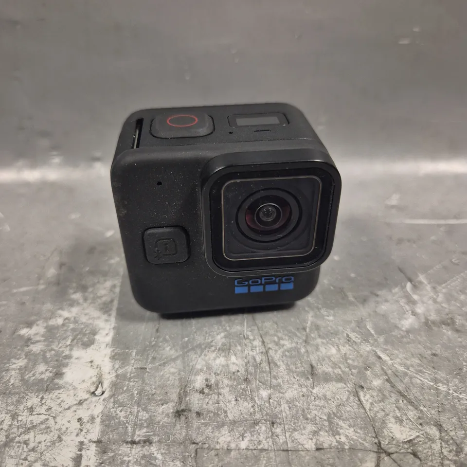 GO PRO 11 BLACK MINI ACTION CAM 