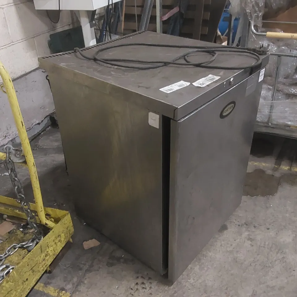FOSTER COMMERCIAL UNDER COUNTER STAINLESS STEEL FRIDGE