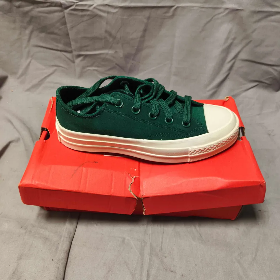 CONVERSE CHUCK 70 TRAINERS IN GREEN - 3