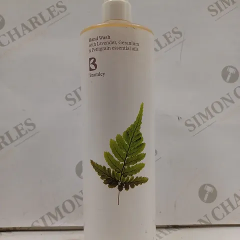 BRAMLEY HAND WASH WITH LAVENDER, GERANIUM & PETITGRAIN ESSENTIAL OILS 1000ML