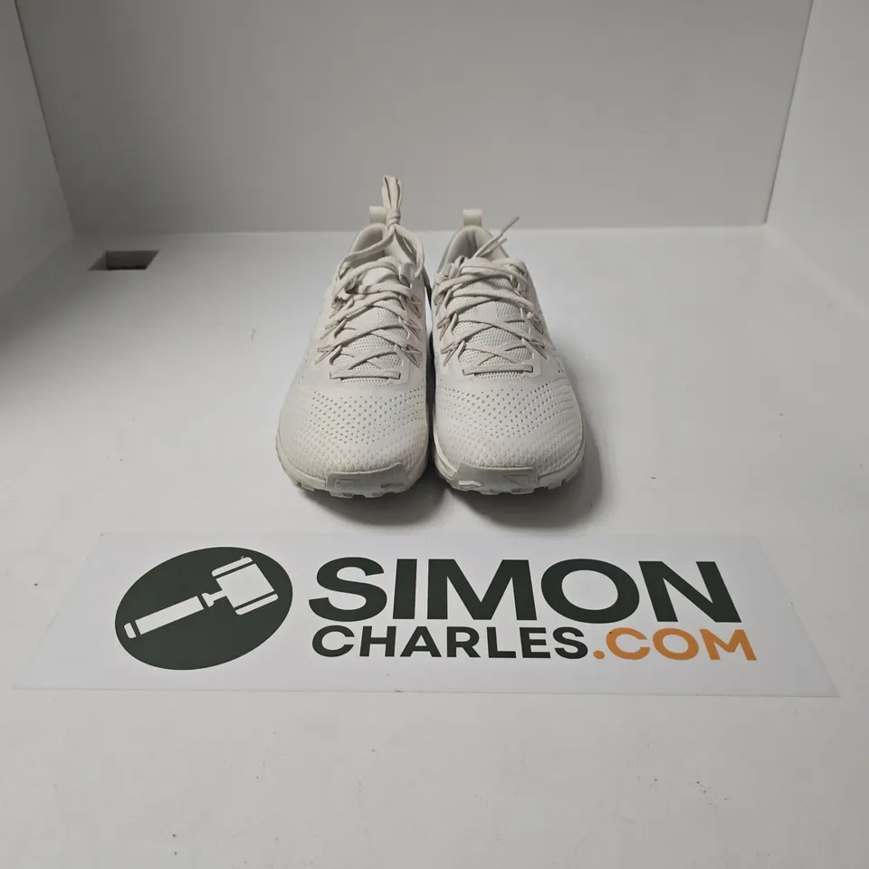 UNBOXED PAIR OF NIKE REACT TRAINERS IN WHITE - UK 7.5