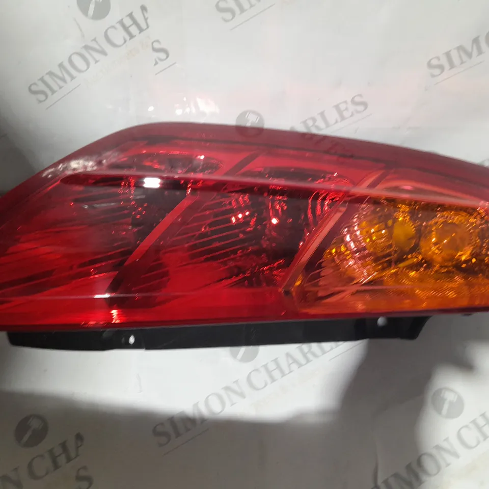 CAR BRAKE LIGHT MODEL UNSPECIFIED 
