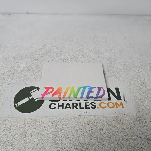 PAINTED ARTISTRY CANVAS EYE AND FACE PALETTE