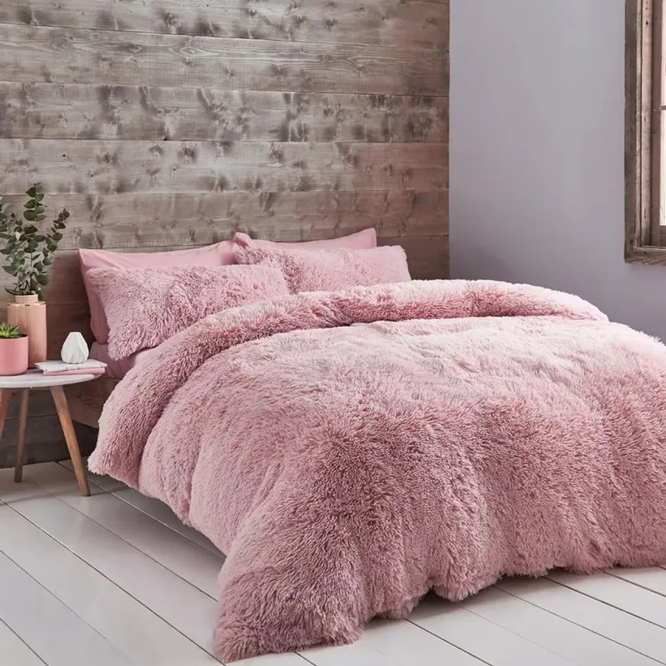 CUDDLY FAUX FUR DUVET COVER SET BLUSH KINGSIZE
