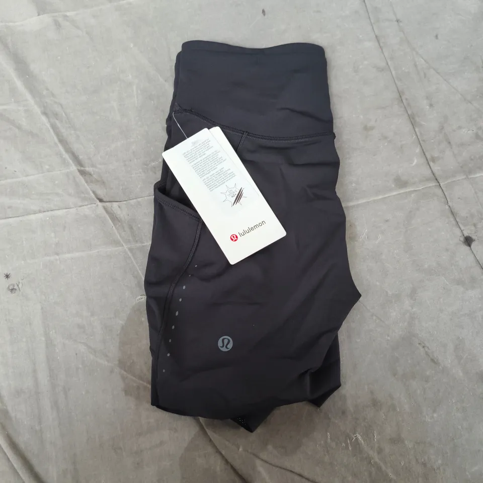 LULULEMON - FAST AND FREE HR SHORT 6\" POCKETS – BLACK, WOMEN'S SIZE 6