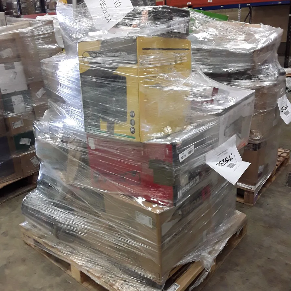 PALLET OF APPROXIMATELY 22 UNPROCESSED RAW RETURN HOUSEHOLD AND ELECTRICAL GOODS TO INCLUDE;