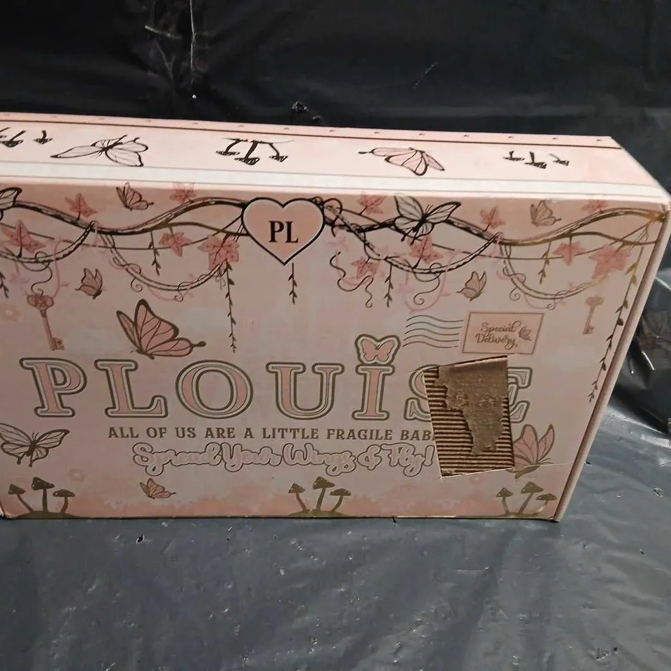 BOXED PLOUISE ALL OF US ARE A LITTLE FRAGILE BABE.... SPREAD YOUR WINGS AND FLY MYSTERY BUNDLE