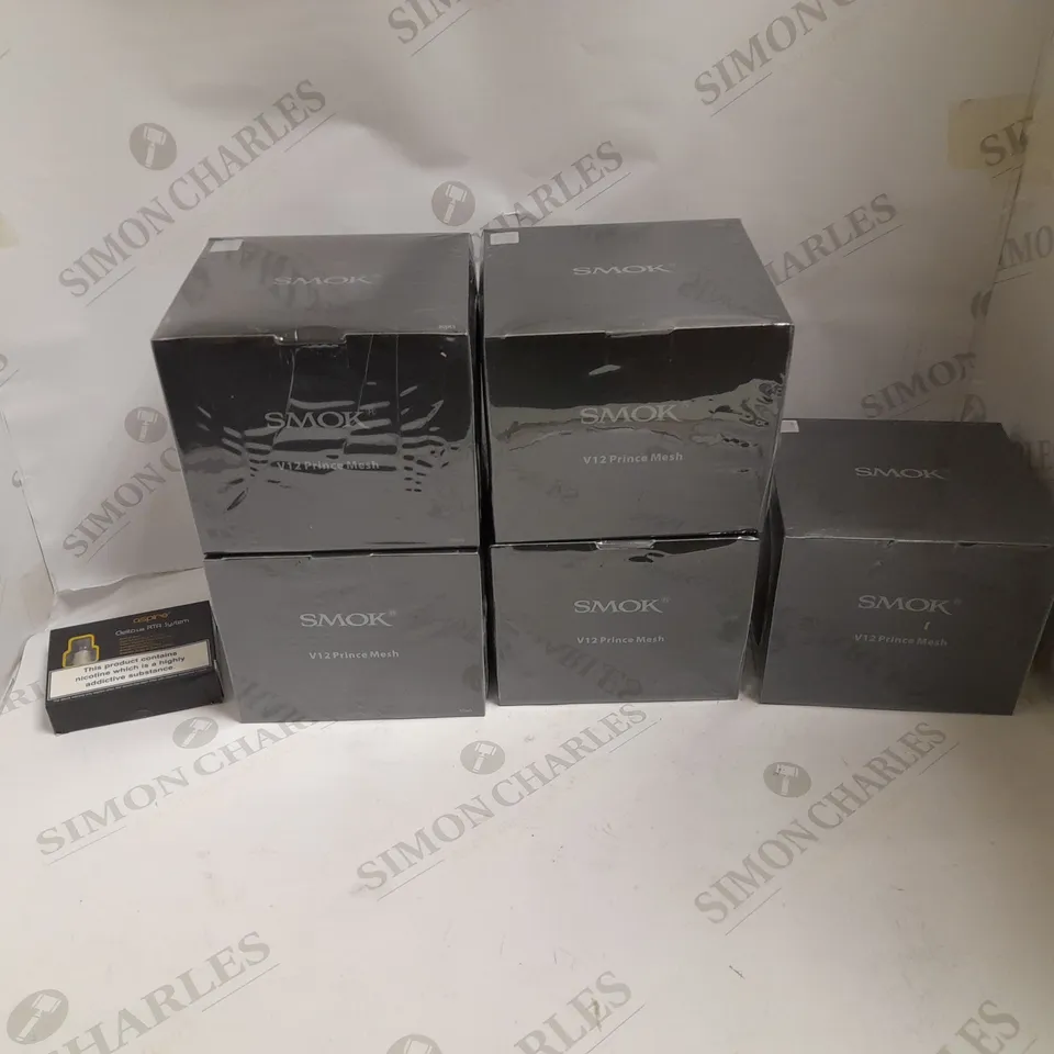 LOT OF APPROXIMATELY 10 E-CIGARETTE RELATED ITEMS TO INCLUDE SMOK V12 PRINCE MESH, SMOK MICO KIT, SMOANT CHARON RTC.