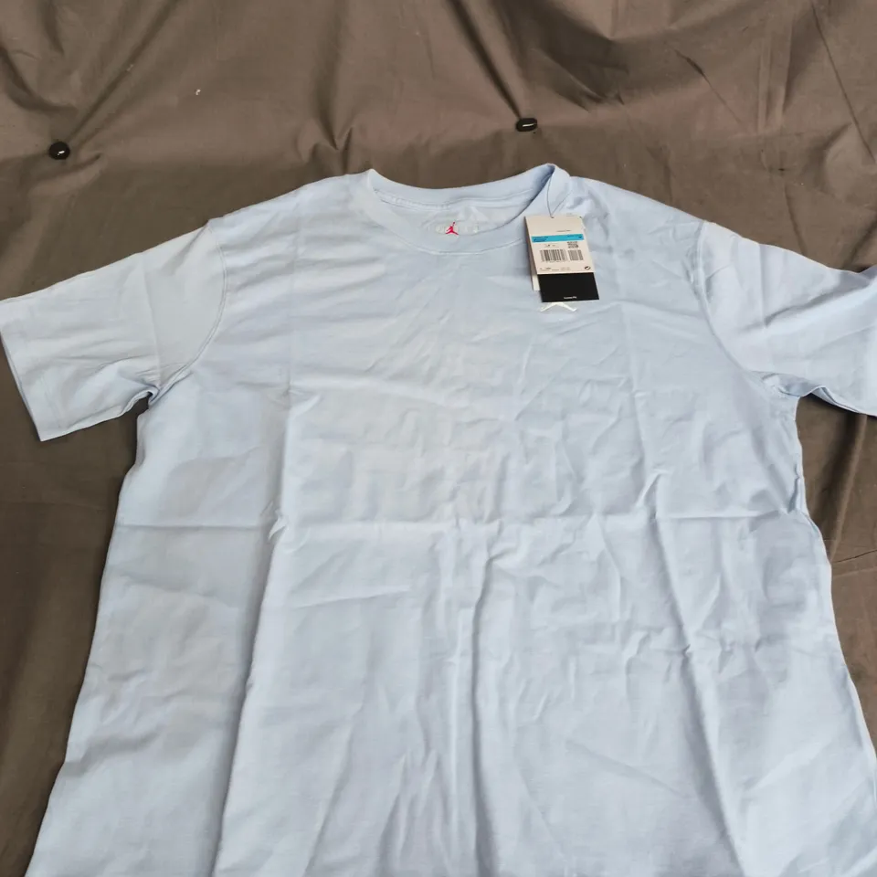 NIKE JORDAN LIGHT BLUE TEE SIZE M 