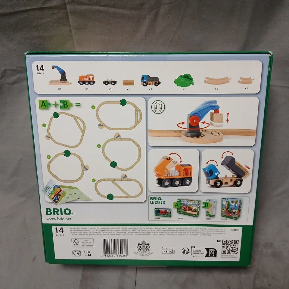 BRIO WORLD STARTER LIFT & LOAD SET 36028 – WOODEN RAILWAY TOY