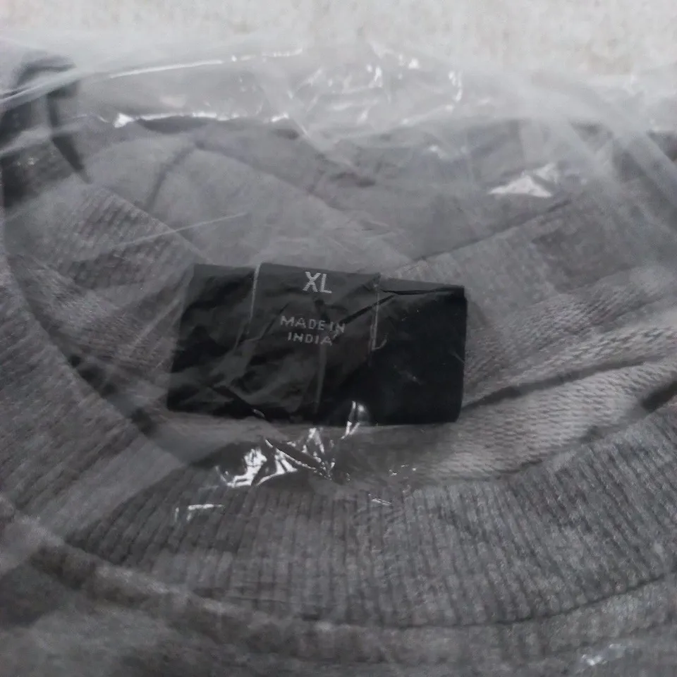 PATAGONIA FLEECE JUMPER – GREY, XL (MADE IN INDIA)