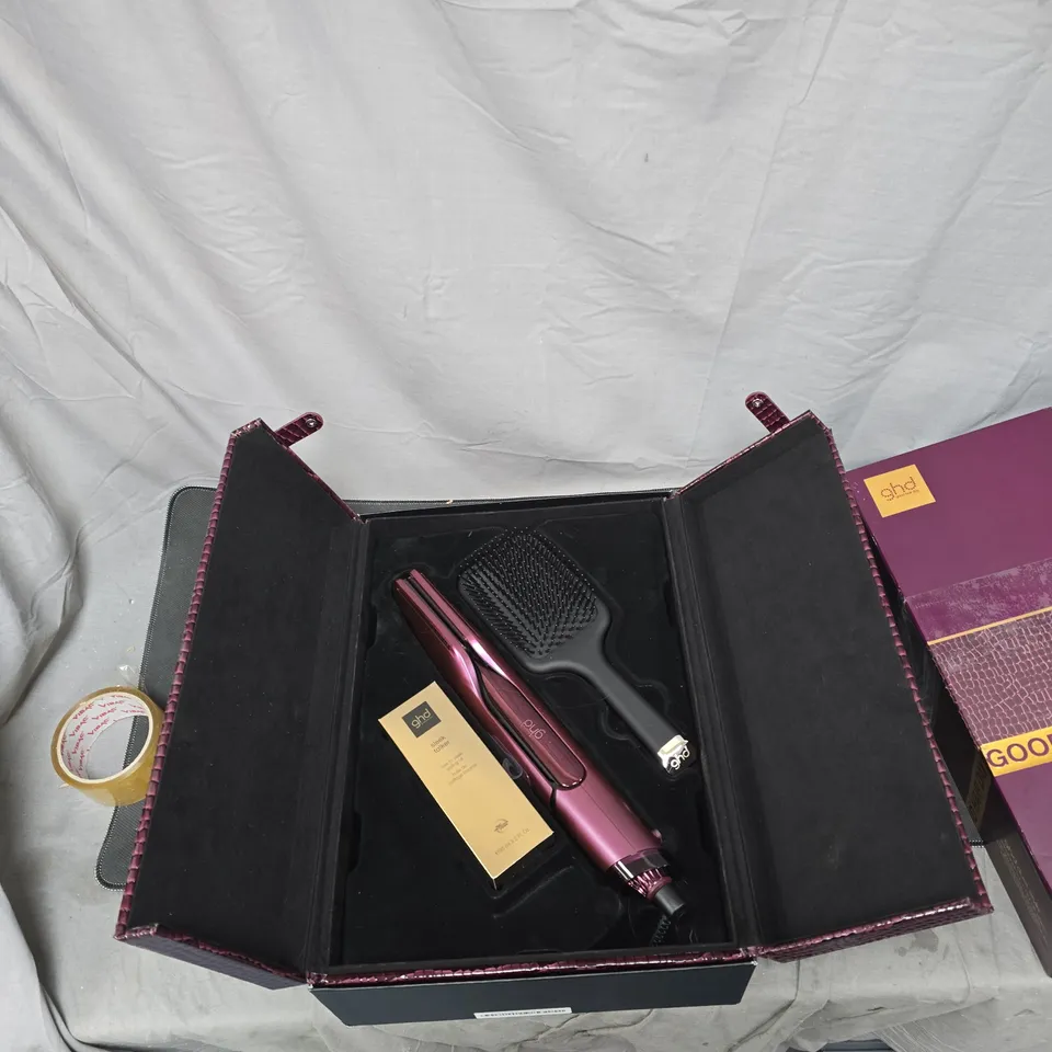 GHD DUET STYLE PROFESSIONAL 2-IN-1 HOT AIR STYLER – LIMITED EDITION CHERRY CHIC COLLECTION