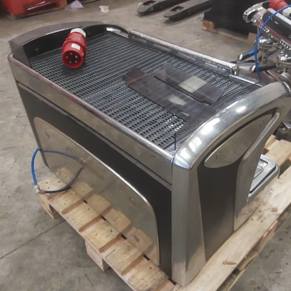 FAEMA EMBLEMA COMMERCIAL 2 GROUP COFFEE MACHINE