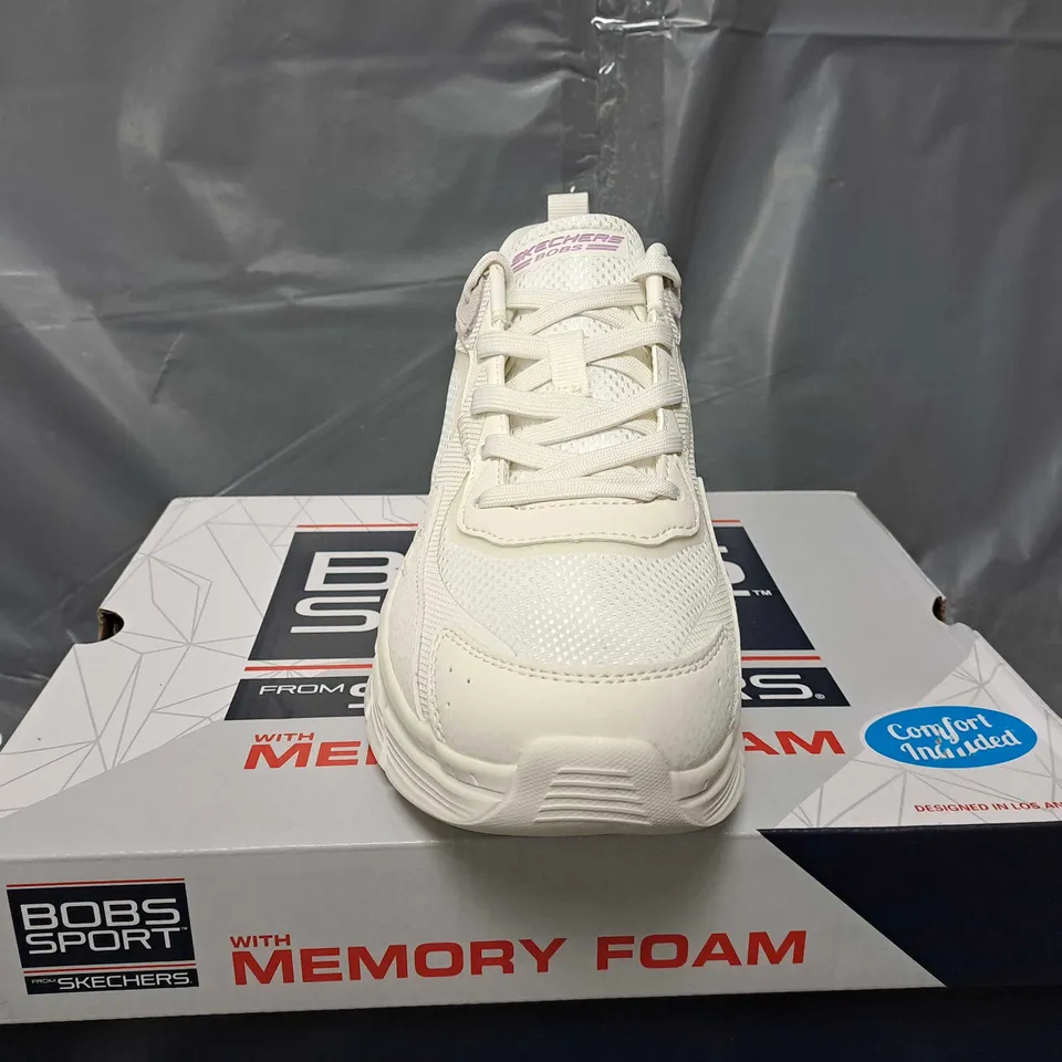 SKECHERS BOBS B FLEX TRAINERS IN OFF-WHITE SIZE 5