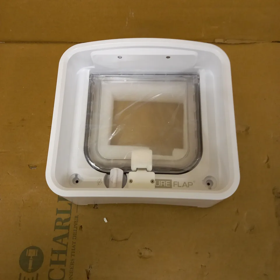 SURE PET CARE DOOR CAT FLAP