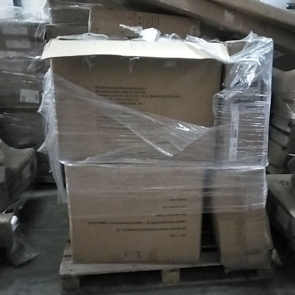 PALLET OF ASSORTED PRODUCTS AND HOUSEHOLD GOODS TO INCLUDE;VANITY MIRROR,FULL LENGTH MIRROR,GAMING CHAIR