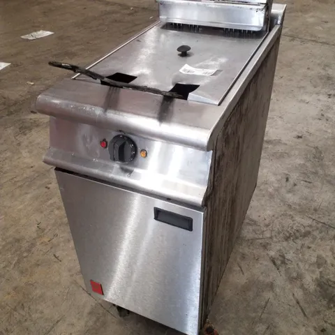 FALCON COMMERCIAL DEEP FRYER WITH TWIN BASKETS – STAINLESS STEEL