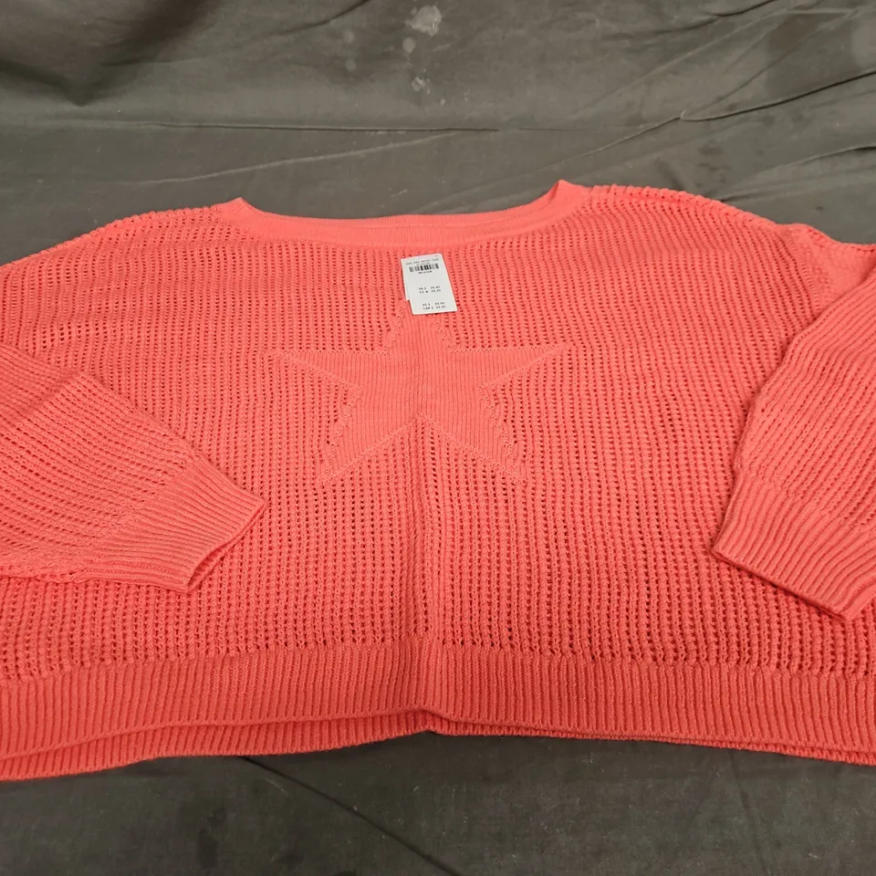 HOLLISTER KNITTED STAR JUMPER - SIZE M