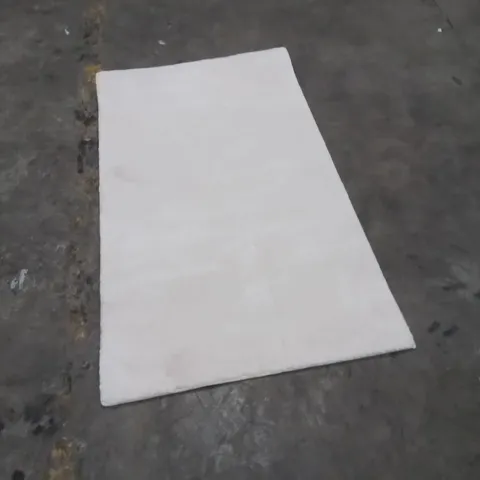 QUALITY DESIGNER AREA RUG - APPROXIMATELY 150X80CM