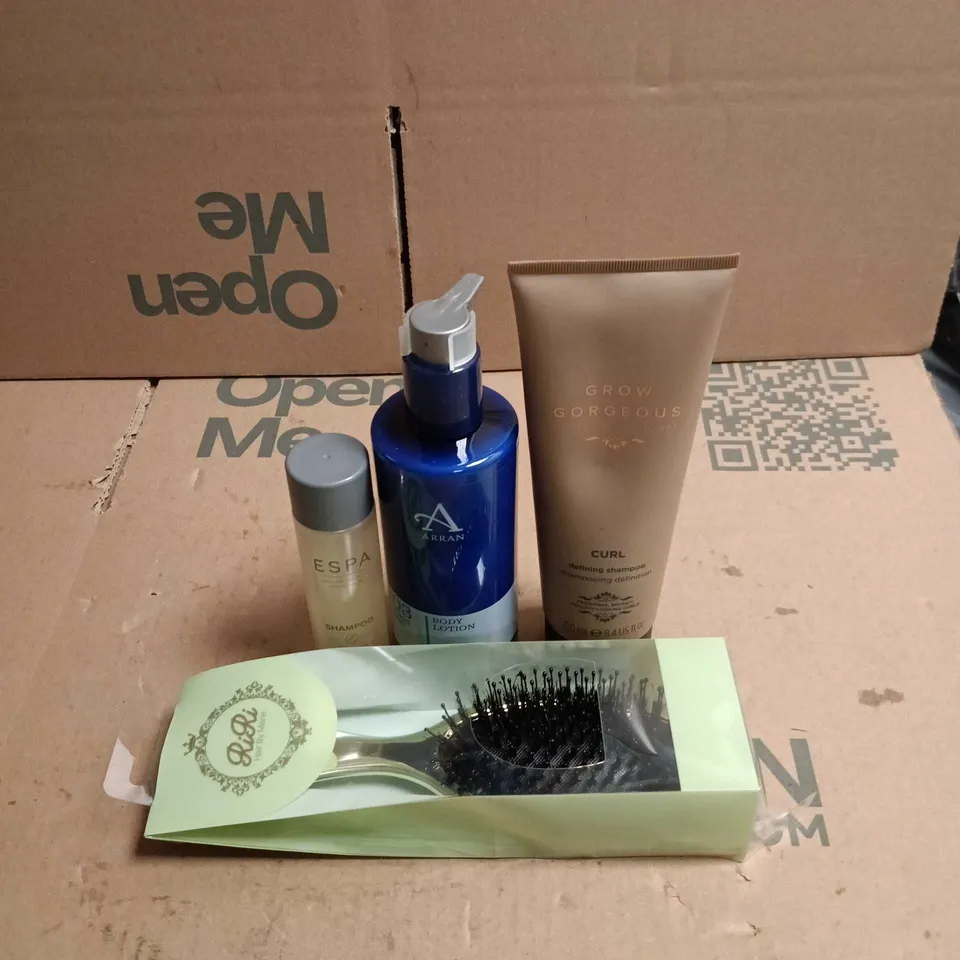 TOTE OF APPROXIMATELY 20 ASSORTED ITEMS TO INCLUDE GROW GORGEOUS CURL SHAMPOO, RIRI HAIR BRUSH, ARRAN BODY LOTION, ESPA SHAMPOO ETC