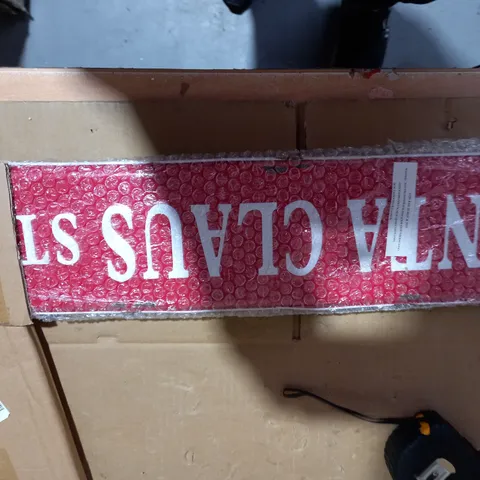 SANTA CLUASE SIGN