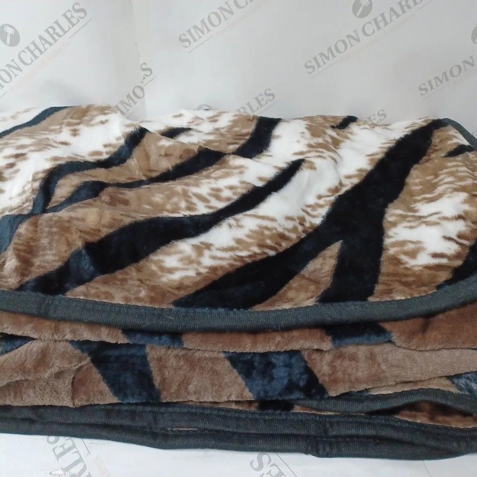 150X200 FAUX MINK TIKGER SKIN FUR THROW