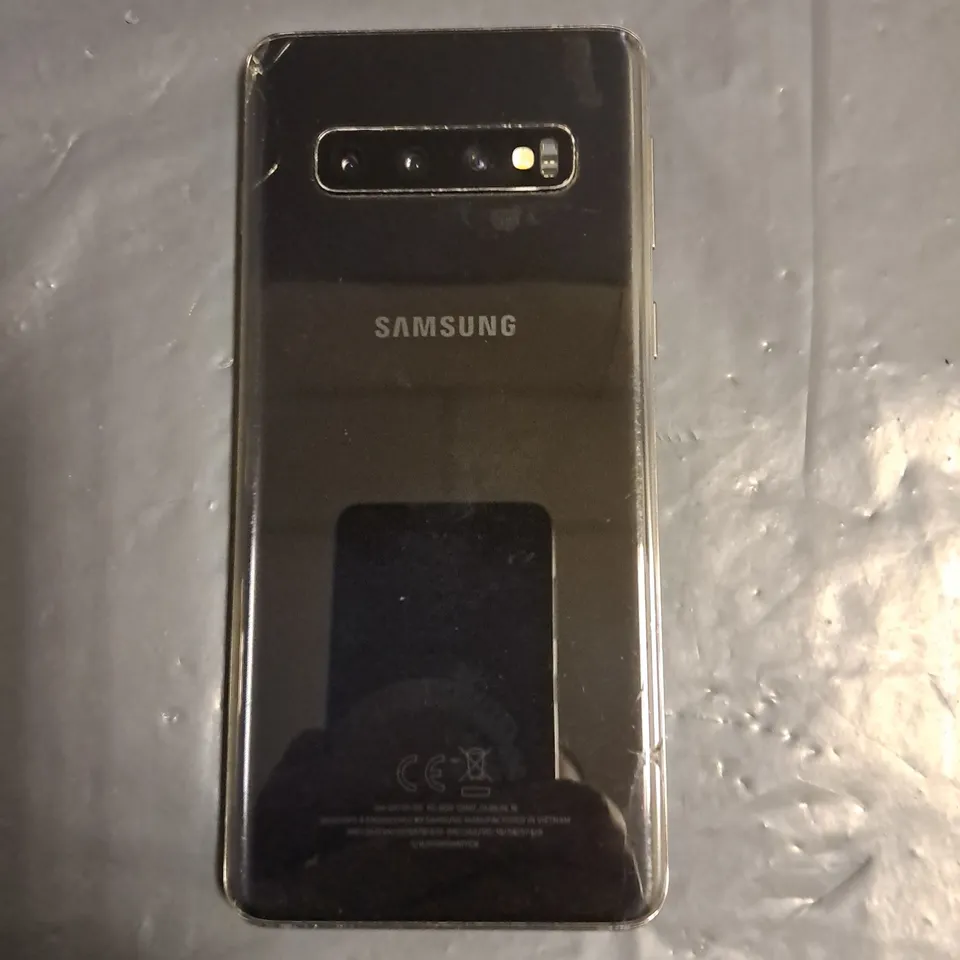 UNBOXED SAMSUNG SM-G973F/DS 