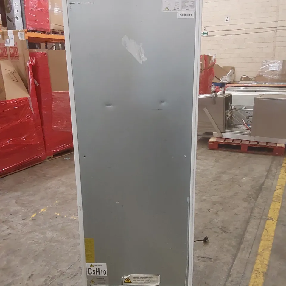 HUSKY FBR400H-WE-R-HT COMMERCIAL UPRIGHT FREEZER