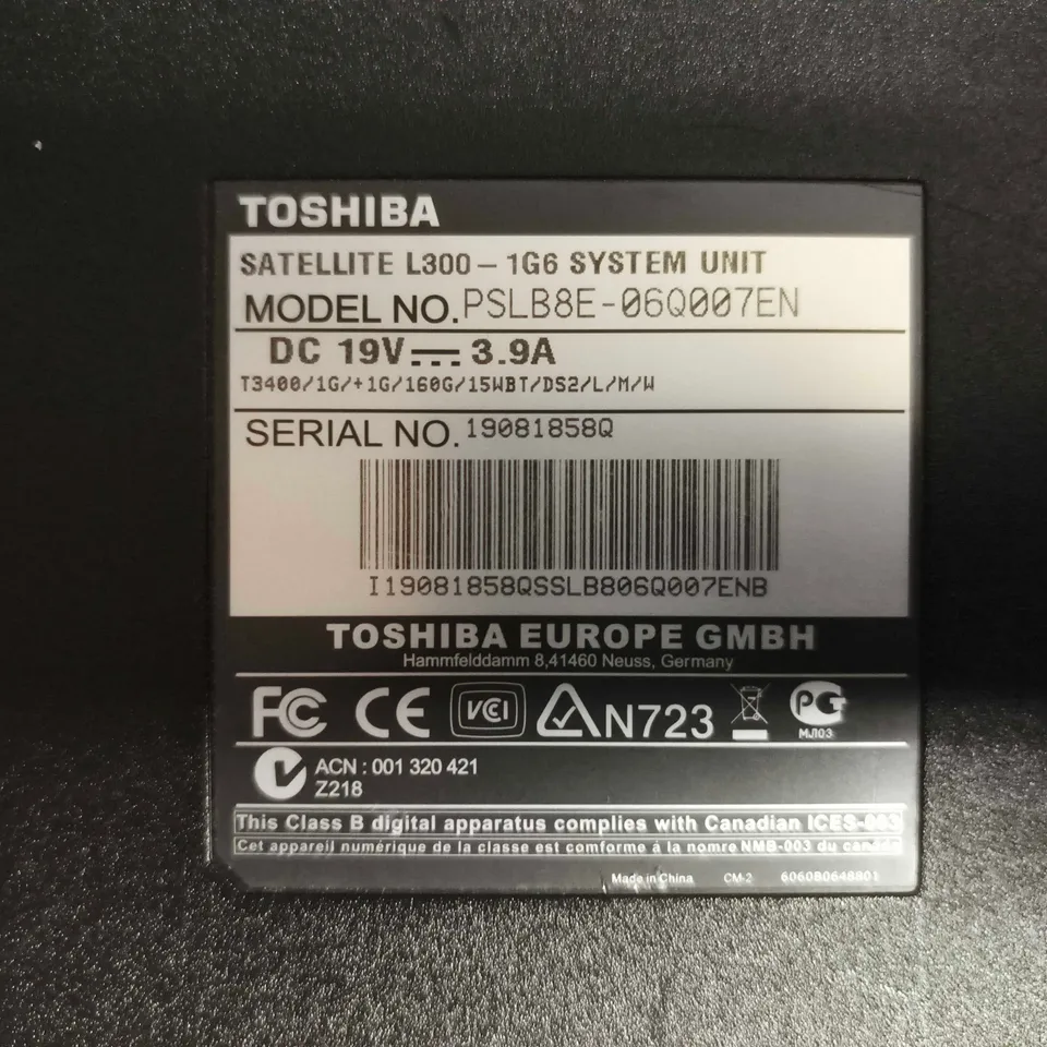 TOSHIBA SATELLITE L300 LAPTOP – PSLB8E-060007EN
