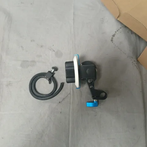 CAMERA ACCESSORY WITH GEAR RING AND MOUNTING BRACKET (BLUE ACCENTS)