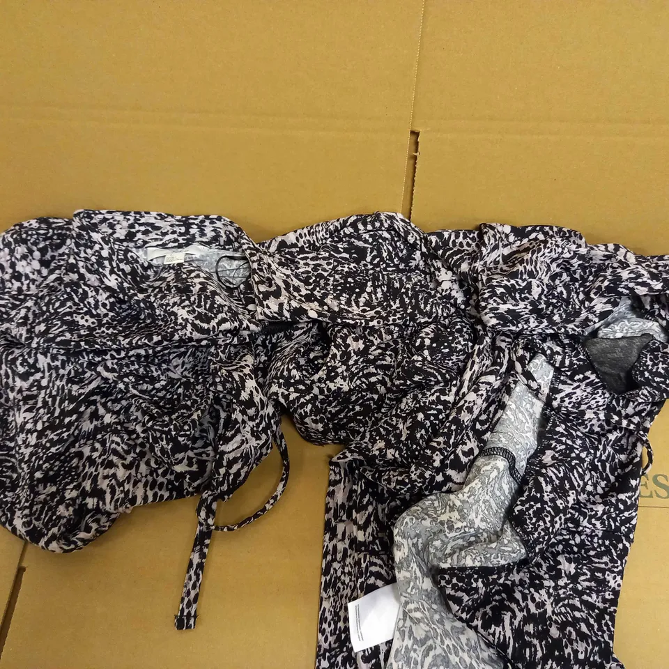 LOT OF 2 HALSTON SHIRT TOP- SIZE: S, M