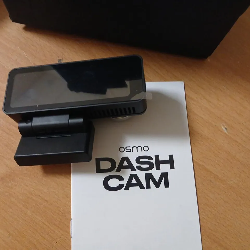 OSMO DASH CAM KIT – BOXED WITH 32GB MICROSD, MOUNTING BRACKET & CABLES