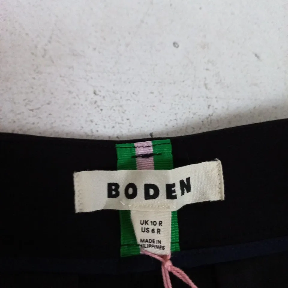BODEN BLACK TROUSERS, UK 10R (US 6R) – BRAND LABEL