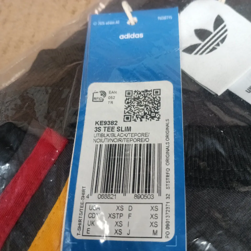 ADIDAS BLACK EXTRA SMALL TAGGED T SHIRT