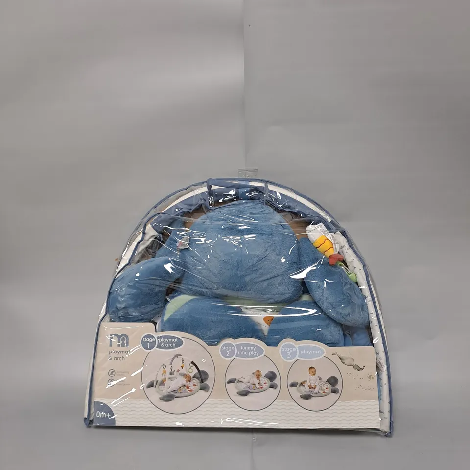 PLAYMAT AND ARC
