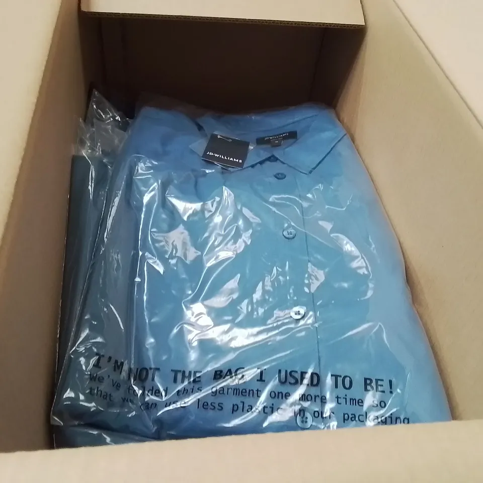 BOXED BRAND NEW APPROXIMATELY 28 JD WILLIAMS OVERSIZED SHIRT DUSTY BLUE SIZE 16