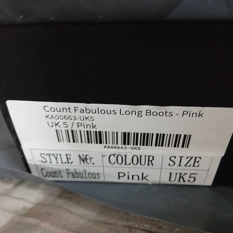 MONSTER HIGH X KOI COUNT FABULOUS LONG BOOTS – PINK, UK5