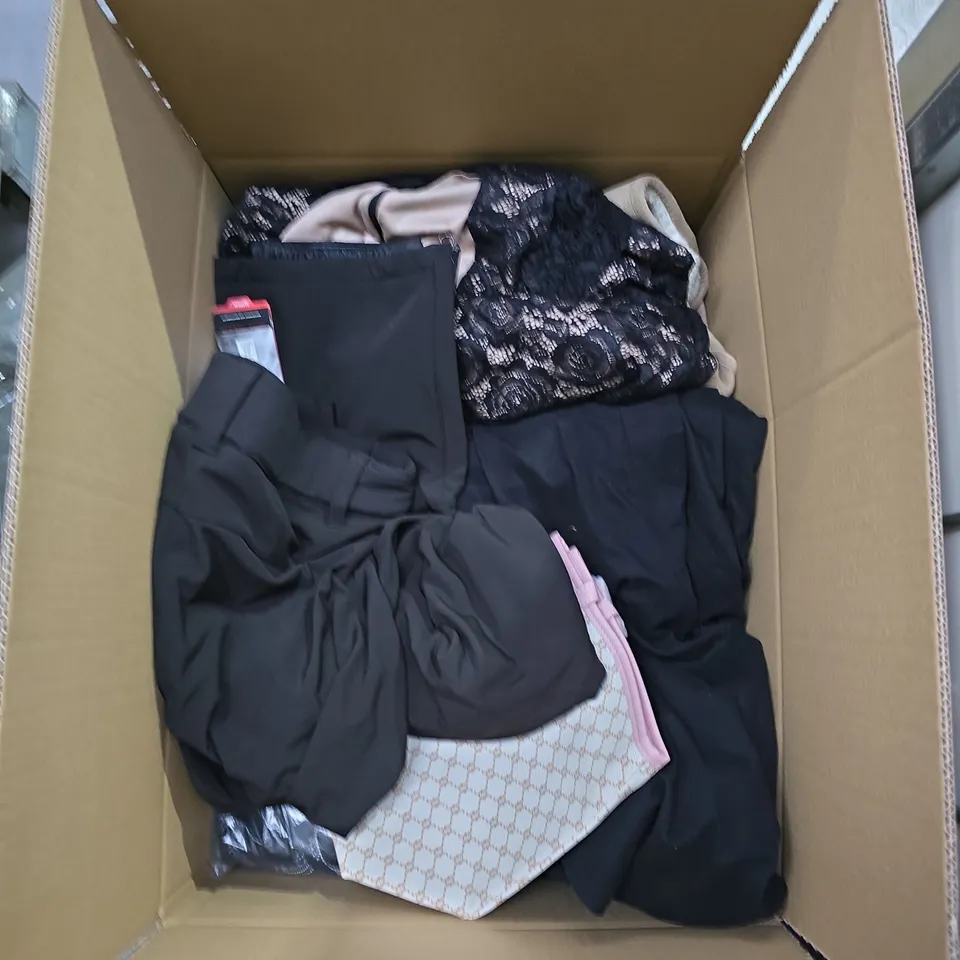 BOX OF APPROXIMATELY 25 CLOTHING ITEMS INCLUDING: JDY HOODED GILLET, H&M PANTS AND PURPLE SEASALT CORNWALL TURTLENECK LONG-SLEEVED TOP.