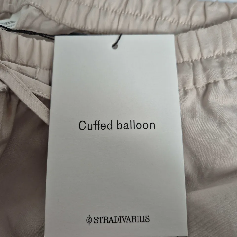 STRADIVARIUS CUFFED BALLOON TROUSERS – BEIGE, UK 8 (EUR S, US S, MEX 26)