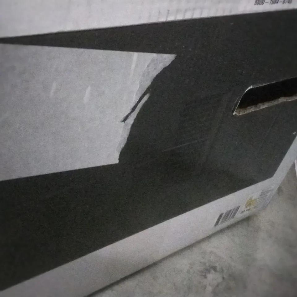 BOXED BAMIA INDUCTION HOB WITH INTEGRATED EXTRACTOR FAN GHIHEF77