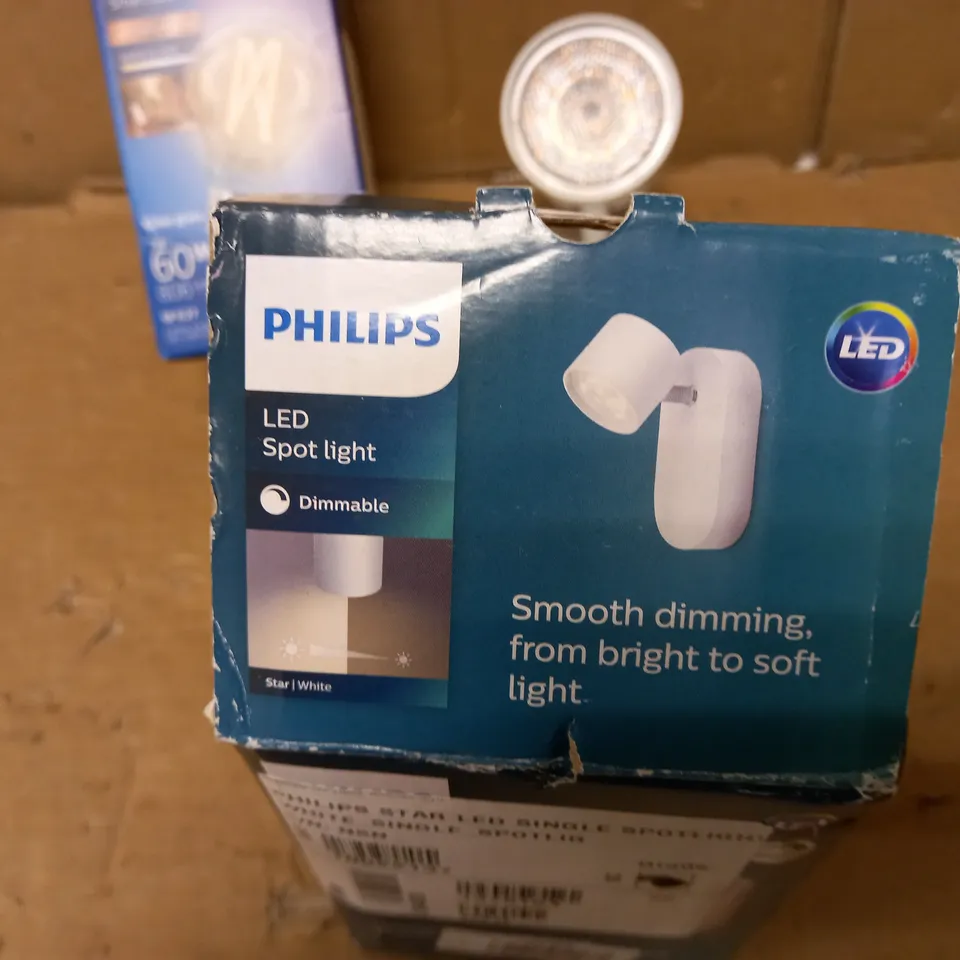 PHILIPS SMART LED BULB AND SINGLE SPOTLIGHT 