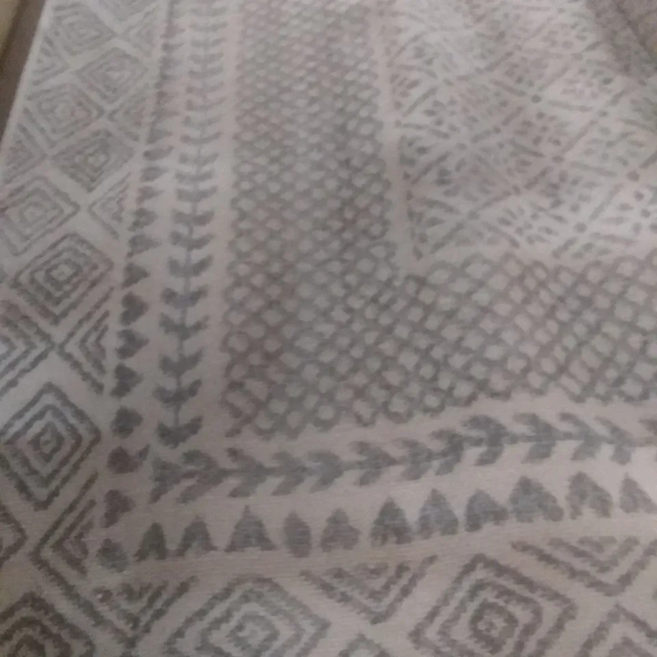 ORIENTAL MEDIUM GREY RUG 160X215CM