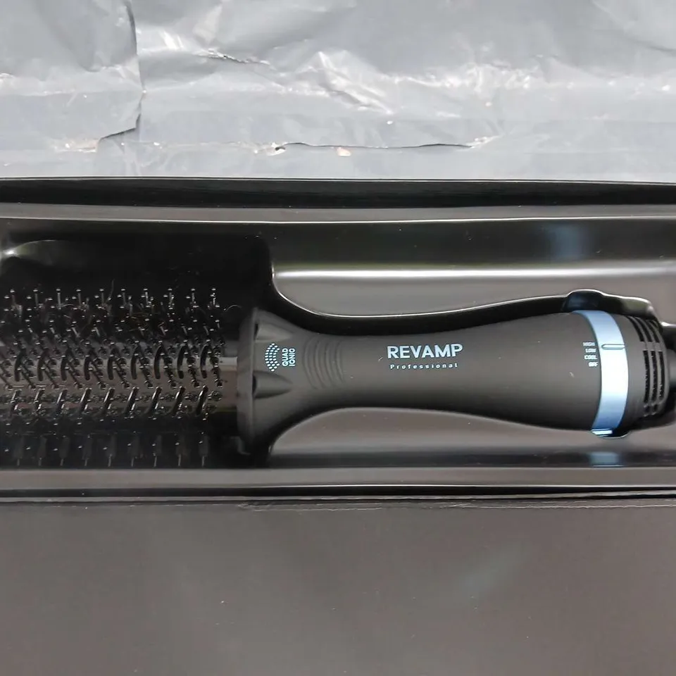 BOXED REVAMP PROGLOSS PERFECT BLOW DRY VOLUME & SHINE AIR STYLER RRP £59.99