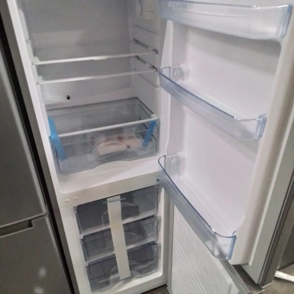 SWAN 50/50 FRIDGE FREEZER IN SILVER 