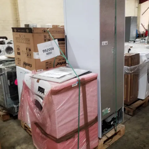 PALLET OF APPROXIMATELY 4 UNPROCESSED RAW RETURN WHITE GOODS TO INCLUDE