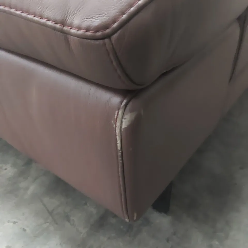 QUALITY DESIGNER ITALIAN MADE 2 SEATER LEATHER SOFA WITH ADJUSTABLE HEAD & ARMRESTS