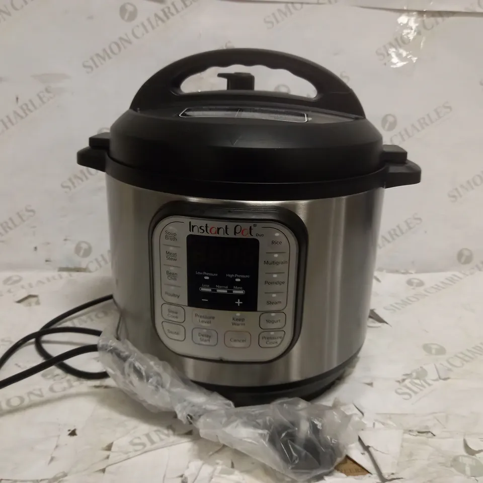 INSTANT POT DUO SMART PRESSURE COOKER
